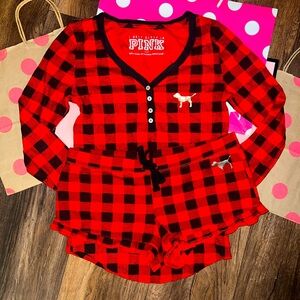 VS PINK SIZE SMALL 2015 BUFFALO PLAID PJ SET. LIKE NEW.